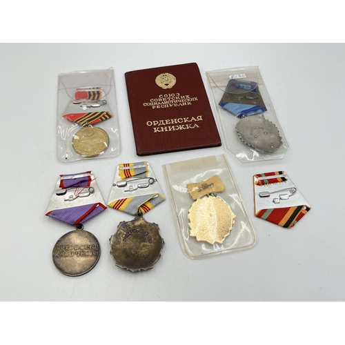 2107 - Five USSR medals with booklet