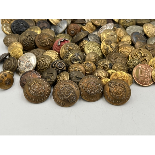 2126 - A collection of military buttons