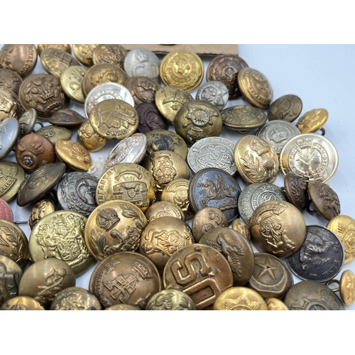 2126 - A collection of military buttons