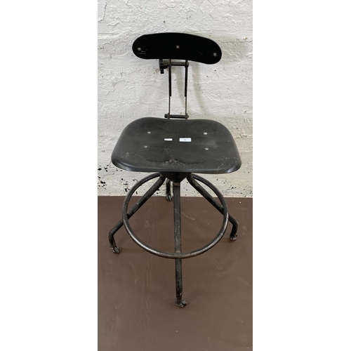 80 - A 1950s Evertaut industrial adjustable desk chair - approx. 93cm high