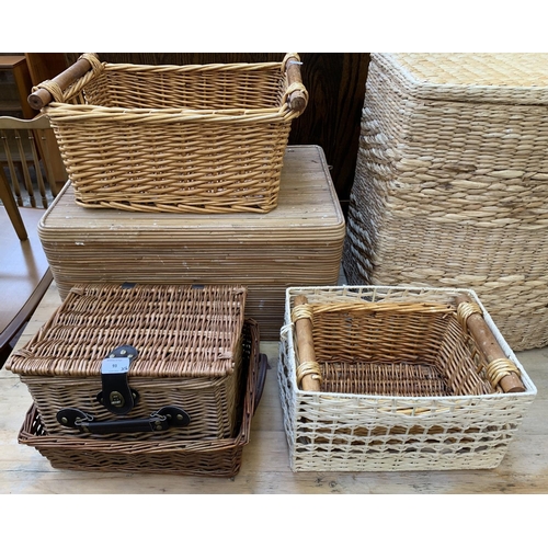 93 - Sixteen wicker baskets