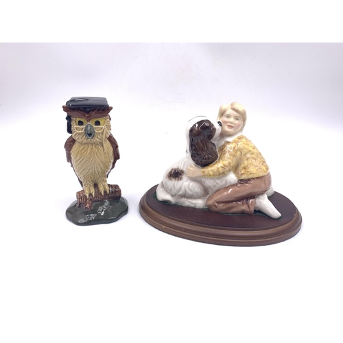 446 - Two Wade Pottery figurines, one limited edition 1158/2500 Welcome Home modelled by Ken Holmes and on... 