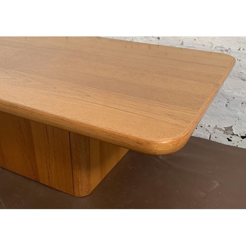 95 - A mid 20th century teak rectangular coffee table - approx. 42cm high x 75cm wide x 125cm long