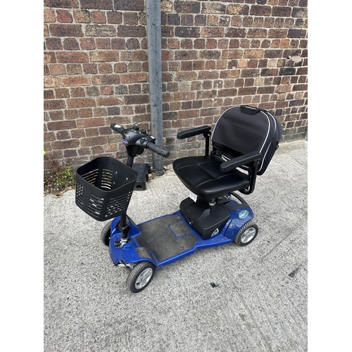 1035 - An Apex Aluma-lite Pride mobility scooter with charger