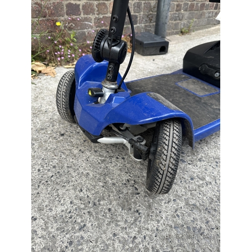 1035 - An Apex Aluma-lite Pride mobility scooter with charger