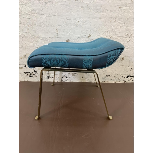 190 - A mid 20th century G Plan E Gomme brass and blue upholstered dressing stool - approx. 44cm high x 52... 