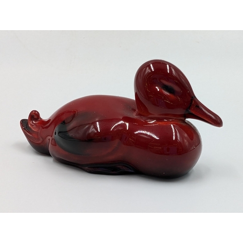 450 - A Royal Doulton Flambé Resting Duck - approx. 7cm long x 3.5cm wide