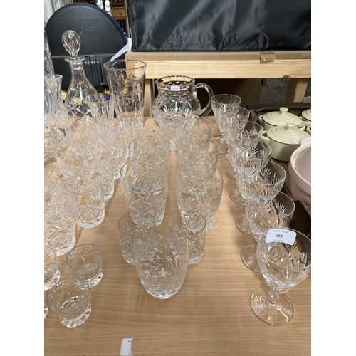 481 - A collection of good quality crystal to include a set of six Webb Corbet 11.5cm tumblers, 28cm vase,... 