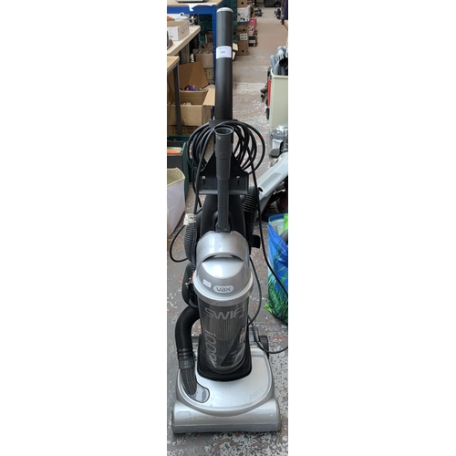 949 - A Vax Swift Pet upright bagless vacuum cleaner