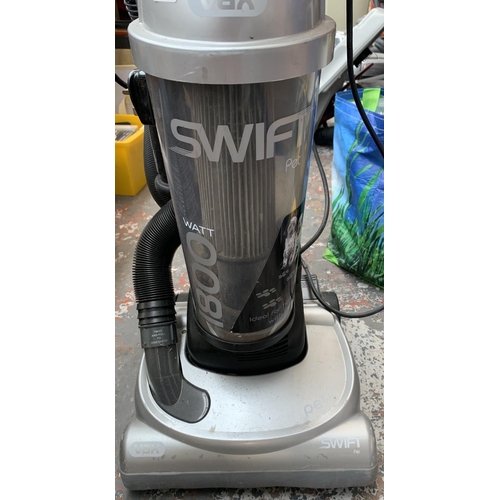 949 - A Vax Swift Pet upright bagless vacuum cleaner