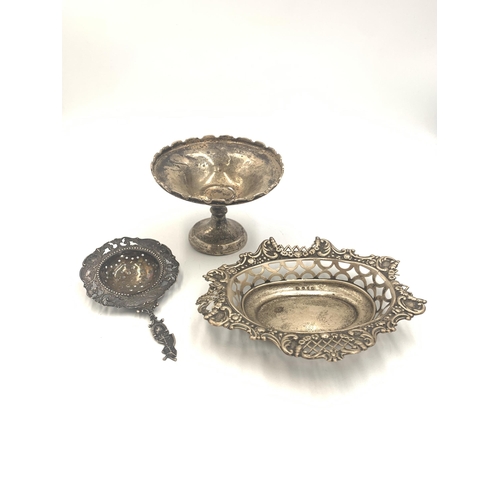 2137 - Three pieces of antique scrap silver - approx. gross weight 148g