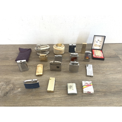 2144 - A collection of vintage table and cigarette lighters to include Cosmic, Ronson, Rowenta etc.