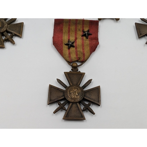 2155 - Five Croix de Guerre military medals, four French and one Belgian