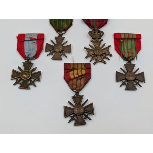 2155 - Five Croix de Guerre military medals, four French and one Belgian