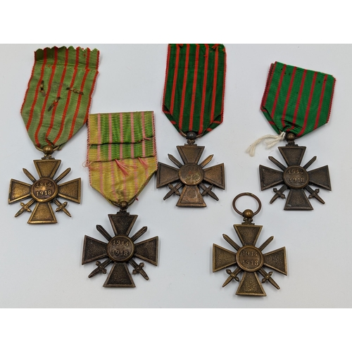 2157 - Five WWI French Croix de Guerre military medals