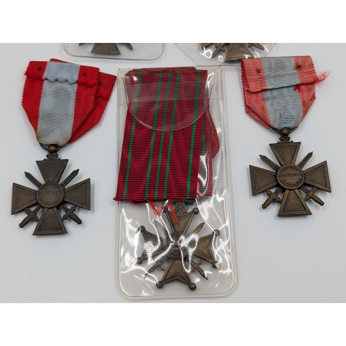 2159 - Five WWII Croix de Guerre military medals, four French and one Belgian