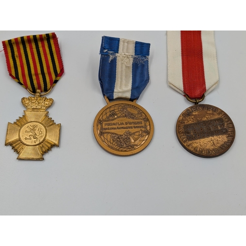 2168 - Ten military medals to include Italian Victory, Belgian Commemorative, Serbian Cross for Courage etc... 