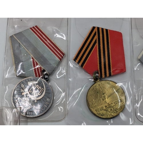 2169 - Ten Russian military medals to include Veteran of Labour, 80th Anniversary of the Great Socialist Re... 