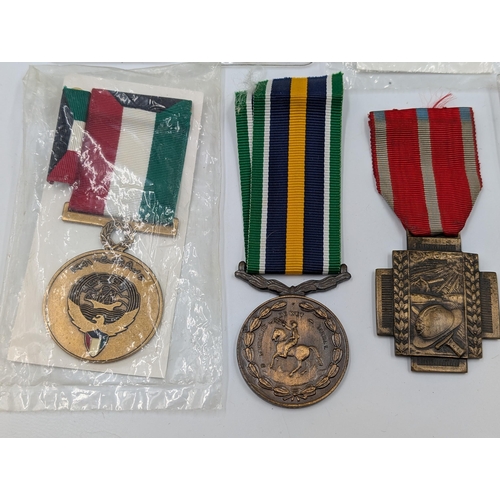 2213 - Ten military medals to include Vietnam Republic Gallantry Cross, Pakistani War with India, U.S. Air ... 