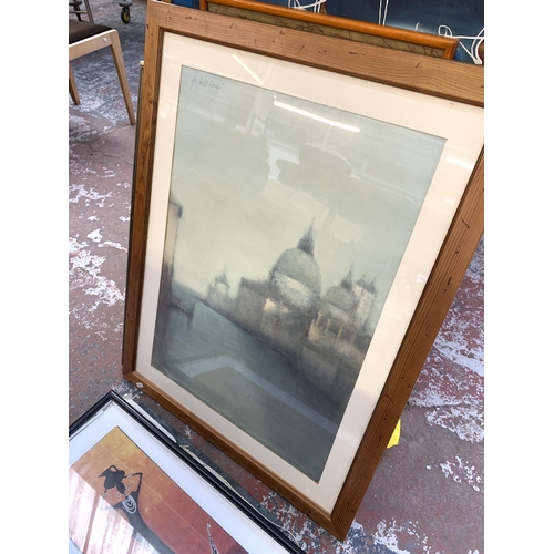 1043 - A quantity of framed pictures