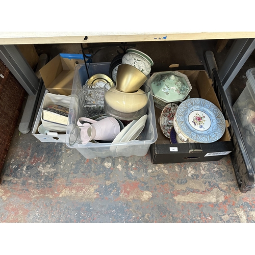 980 - Three boxes containing Wedgwood Bianca tureen, Royal Worcester plate, Calyx Ware tureen etc.