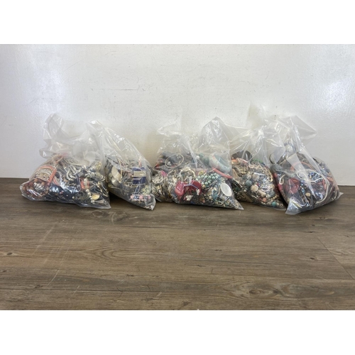 2126 - Approx. 20kg of assorted costume jewellery