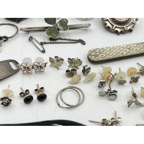 2004 - A collection of .925 silver and white metal jewellery to include .925 silver stud earrings, .925 sil... 