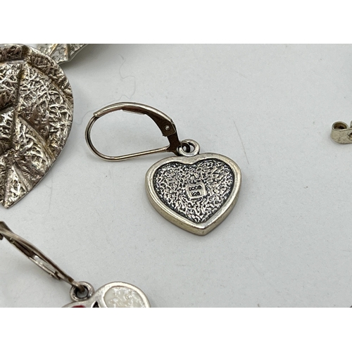 2014 - A collection of .925 silver and white metal jewellery to include .925 silver and coral heart shaped ... 