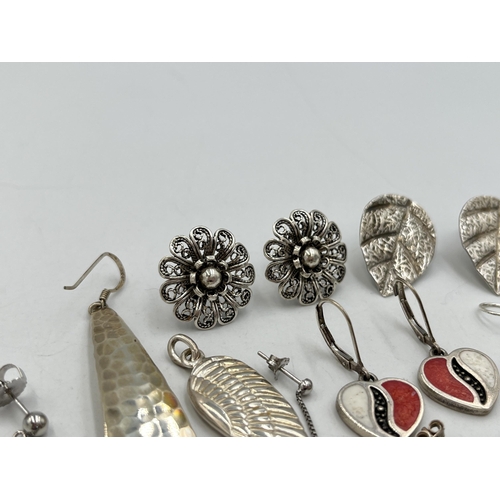 2014 - A collection of .925 silver and white metal jewellery to include .925 silver and coral heart shaped ... 