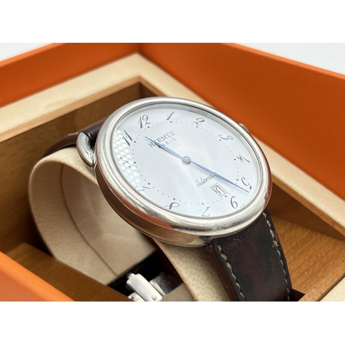 2021 - A boxed Hermès Arceau stainless steel automatic men's wristwatch with instruction manual, internatio... 