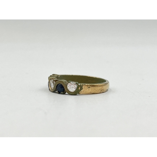 2031 - A 9ct gold sapphire and CZ ring, size P - approx. gross weight 3.6g