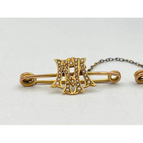 2052 - Two late 19th/early 20th century 15ct gold and seed pearl initial monogram pin brooches - approx. gr... 