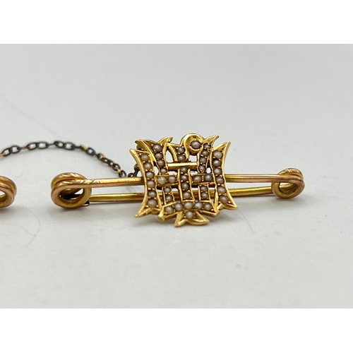 2052 - Two late 19th/early 20th century 15ct gold and seed pearl initial monogram pin brooches - approx. gr... 