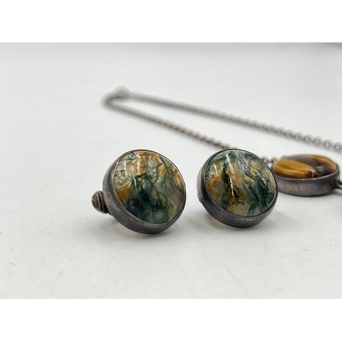 2062 - Two pieces of .925 silver and white metal jewellery, one pair of white metal moss agate clip-on earr... 