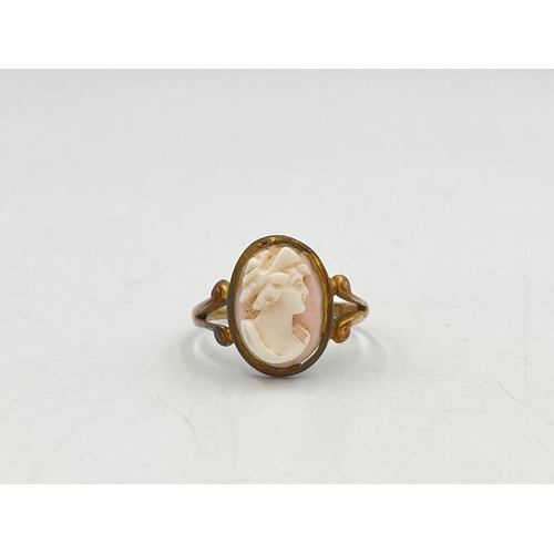 2076 - An antique hallmarked Chester 9ct gold cameo ring, dated 1917, size P½ - approx. gross weight 2.1g