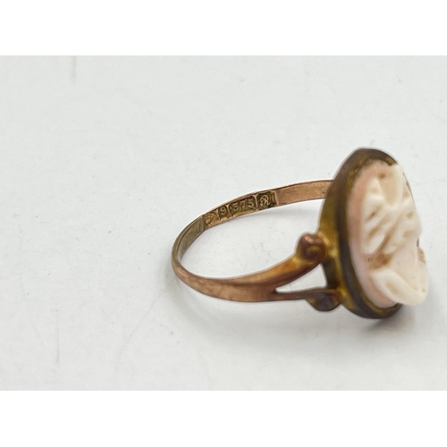 2076 - An antique hallmarked Chester 9ct gold cameo ring, dated 1917, size P½ - approx. gross weight 2.1g