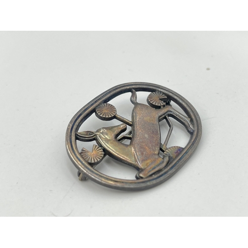 2088 - A Georg Jensen no. 256 'Kneeling Deer' .925 sterling silver brooch - approx. gross weight 16g