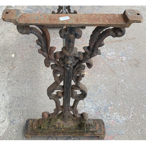 102 - A Victorian cast iron outdoor table base