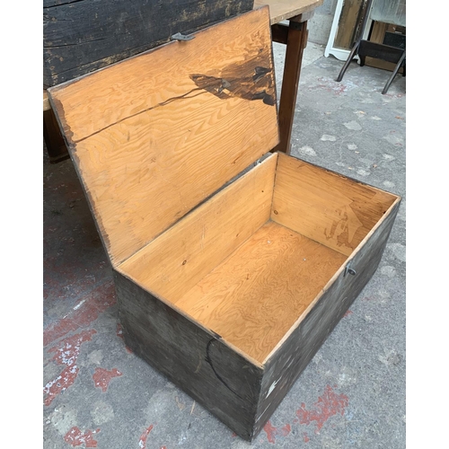 71 - A mid 20th century stained plywood toolbox/storage chest - approx. 35cm high x 78cm wide x 46cm deep