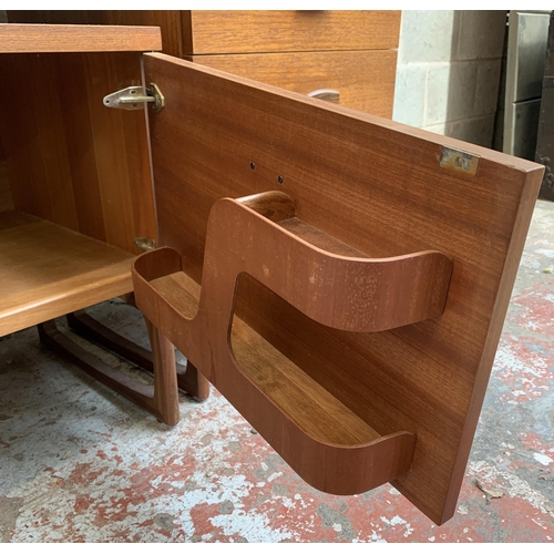 15 - A mid 20th century G Plan Quadrille teak dressing table - approx. 118cm high x 151cm wide x 46cm dee... 