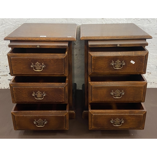 4 - A pair of Arighi Bianchi Macclesfield by the Royal Oak solid oak bedside chests of drawers - approx.... 