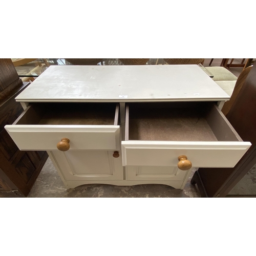 40 - A modern white painted sideboard - approx. 82cm high x 92cm wide x 40cm deep