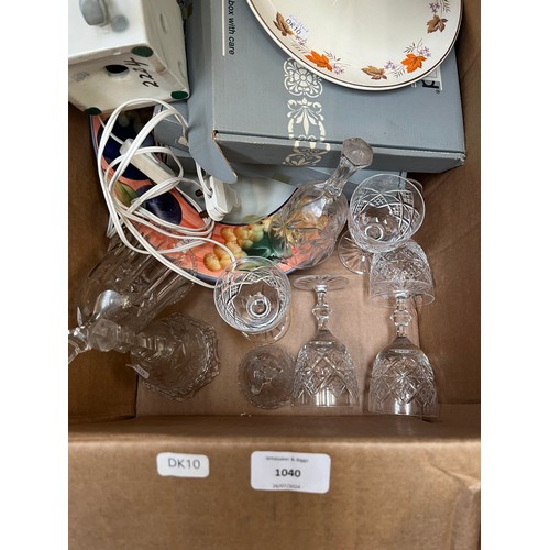 1040 - A quantity of items to include five Edinburgh Crystal sherry glasses, Spanish porcelain clown lamp, ... 