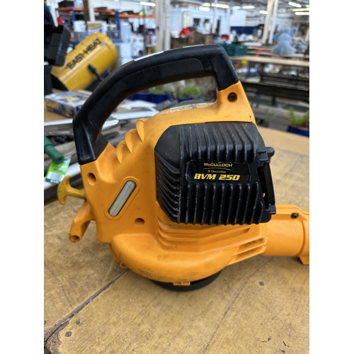 1041 - A McCulloch BVM 250 petrol leaf blower