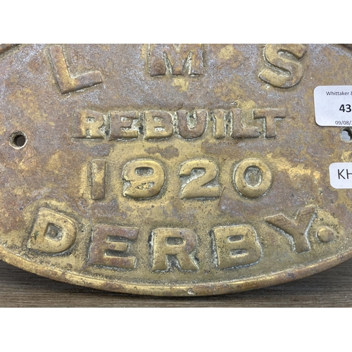 437 - An 'LMS Derby Rebuilt 1920' cast brass works plate - approx. 14.5cm high x 25.5cm wide