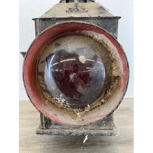 516 - A 19th century British Rail (BRM) double bullseye crossing lamp - approx. 57cm high