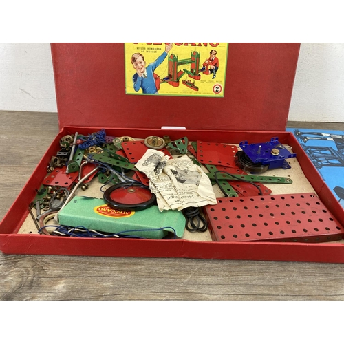 453 - A vintage boxed Meccano construction set