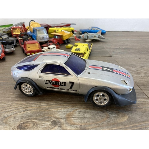 456 - A collection of diecast model vehicles to include Corgi 007 Aston Martin DB5, Corgi Batmobile, Dinky... 