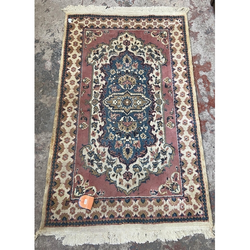 34 - A Shirvana Traditional Persian design rug - approx. 160cm x 92cm