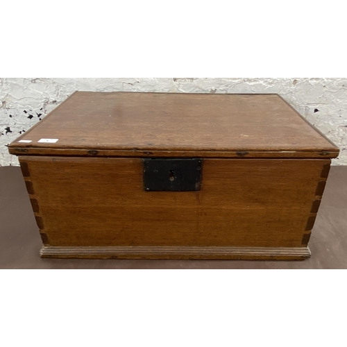 8 - A Georgian oak travel trunk/storage chest - approx. 32cm high x 71cm wide x 47cm deep